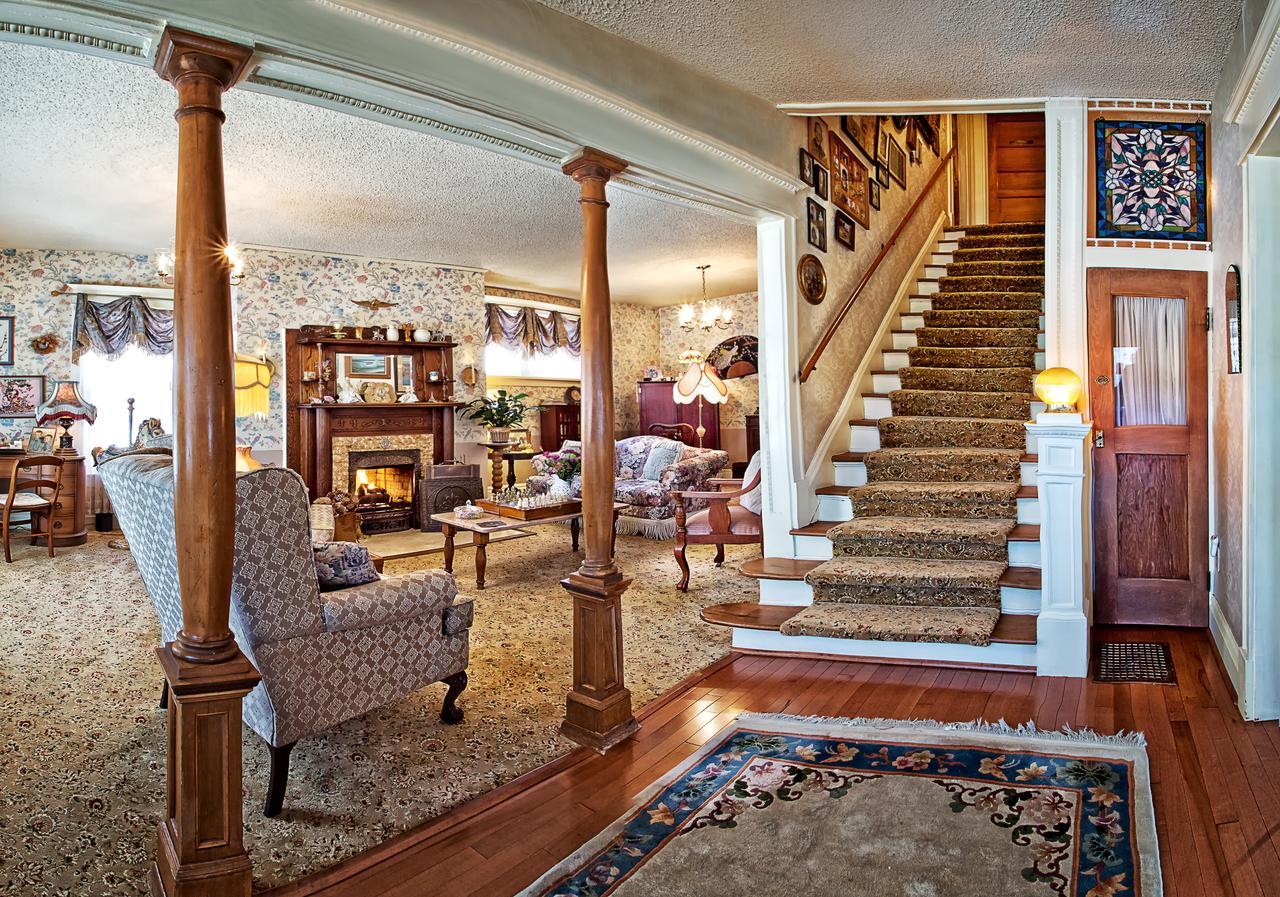 Holden House 1902 Bed & Breakfast Inn コロラドスプリングス エクステリア 写真