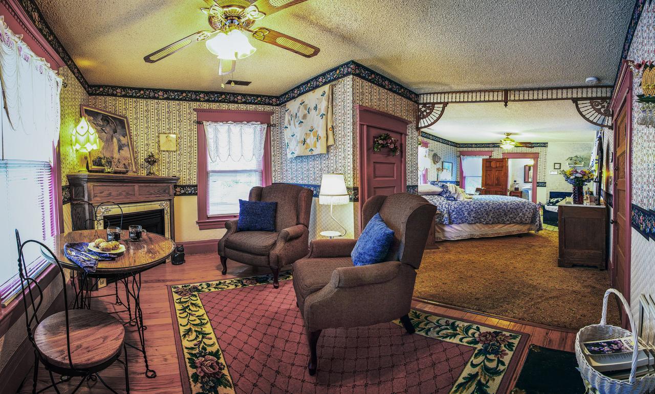 Holden House 1902 Bed & Breakfast Inn コロラドスプリングス エクステリア 写真