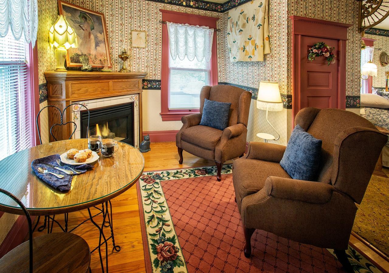 Holden House 1902 Bed & Breakfast Inn コロラドスプリングス エクステリア 写真