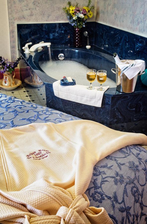 Holden House 1902 Bed & Breakfast Inn コロラドスプリングス エクステリア 写真