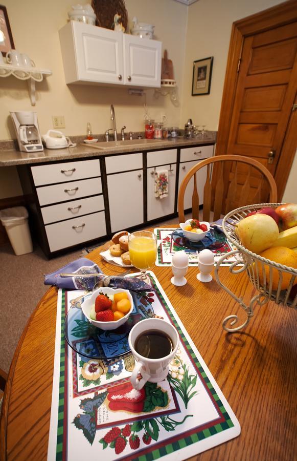 Holden House 1902 Bed & Breakfast Inn コロラドスプリングス エクステリア 写真